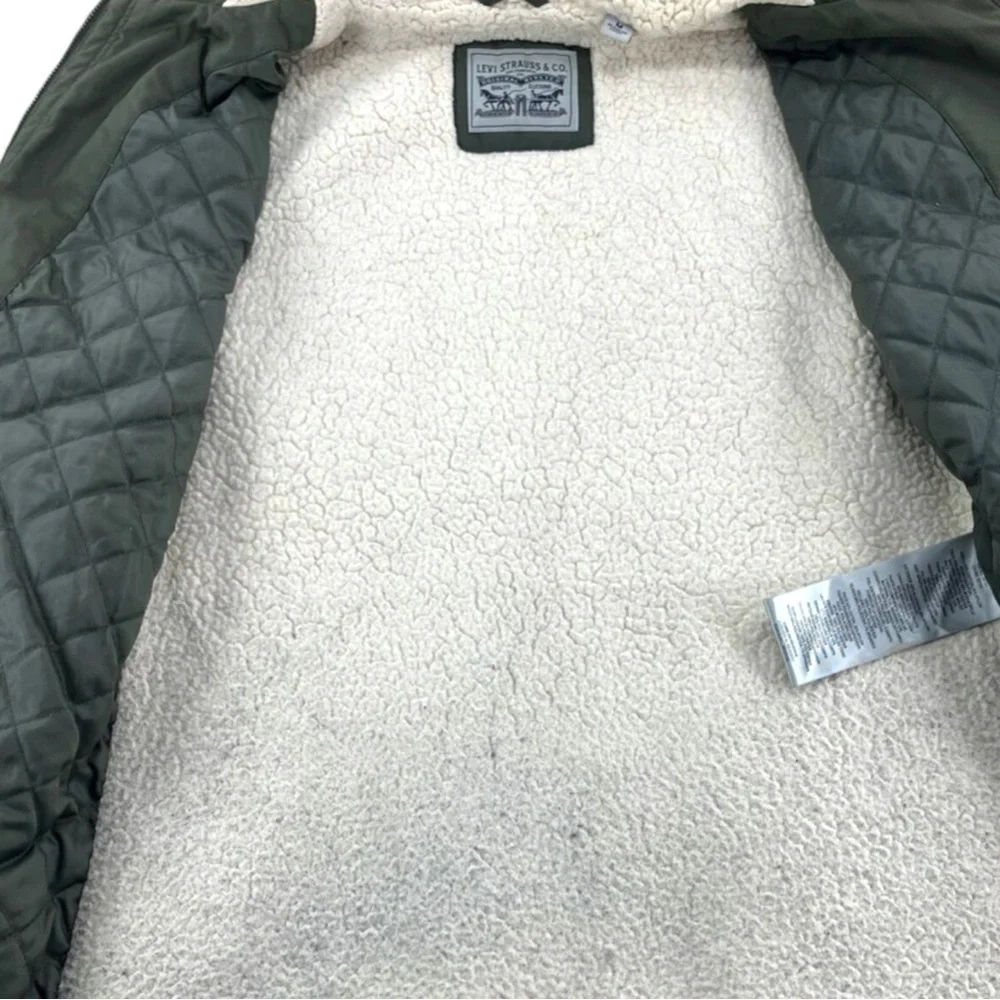 LEVI’s Hooded Parka w/ Faux Fur Trim in Olive Green Size Small — SUPER WARM!!! - Picture 9 of 15